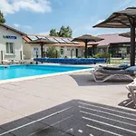 酒店 Le Soleil De Jade Village 3*
