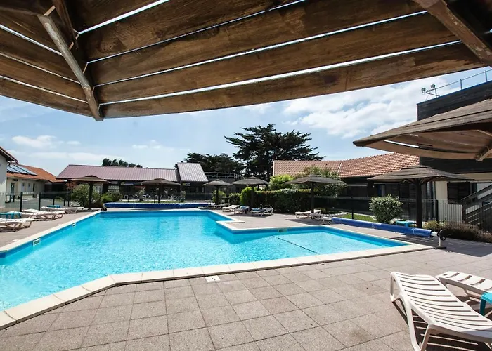 Le Soleil De Jade Village