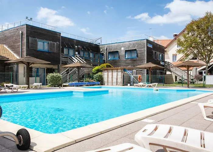 Le Soleil De Jade Village Hotel 3*