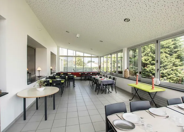 Le Soleil De Jade Village Hotel 3*